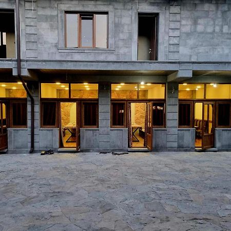Rubin Hotel Goris Exteriér fotografie