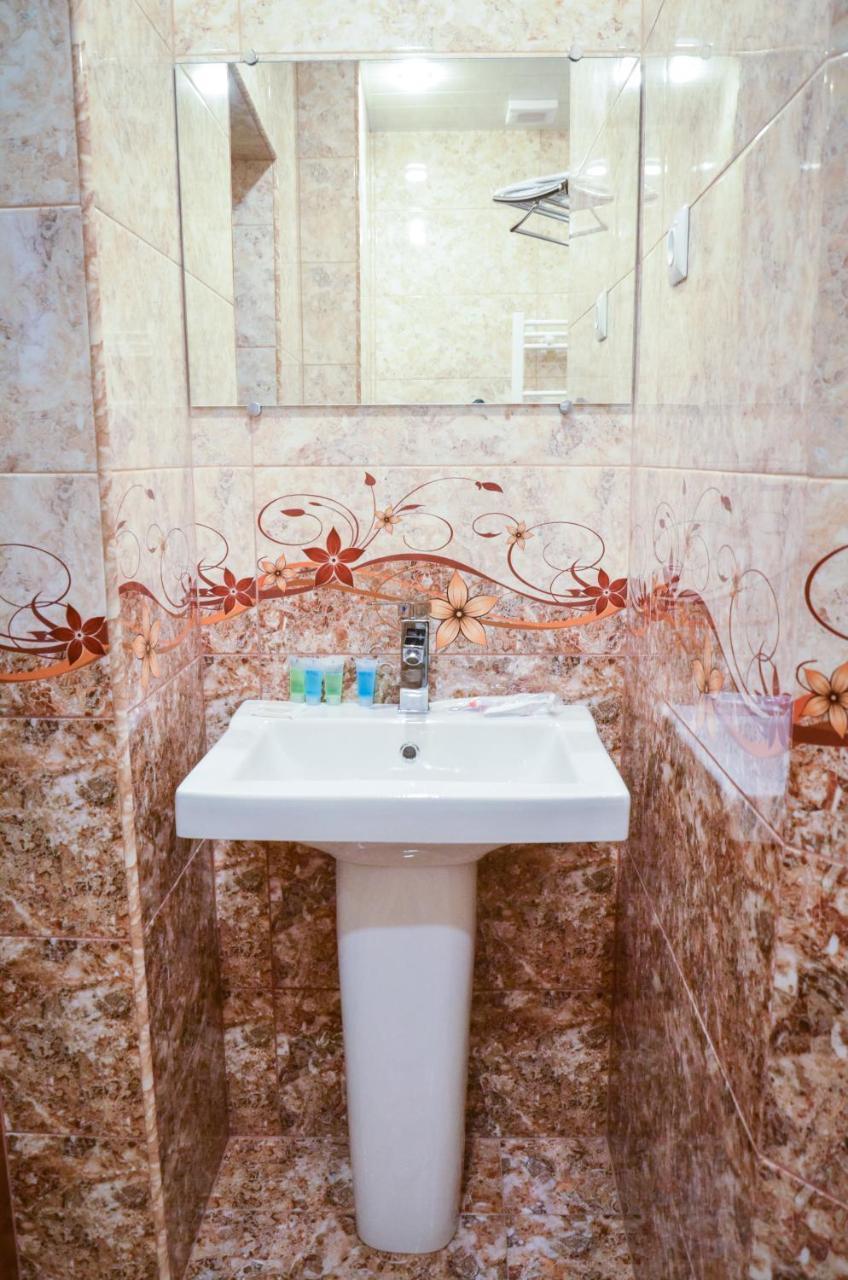 Rubin Hotel Goris Exteriér fotografie